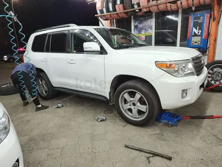 Toyota Land Cruiser 2012 года за 20 500 000 тг. в Актау – фото 15