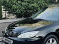 Toyota Camry 2005 годаfor7 650 000 тг. в Алматы – фото 2