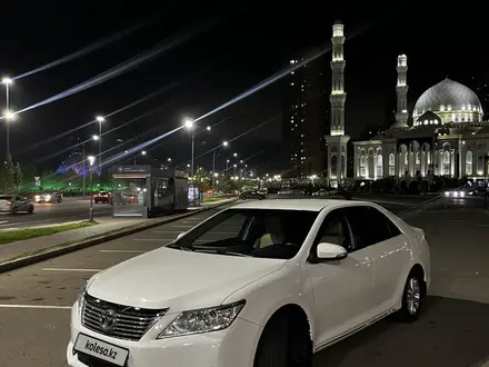 Toyota Camry 2013 года за 8 500 000 тг. в Астана – фото 2