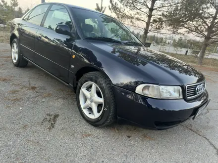 Audi A4 1997 года за 3 000 000 тг. в Алматы – фото 11