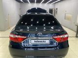 Toyota Camry 2015 года за 9 100 000 тг. в Атырау – фото 4