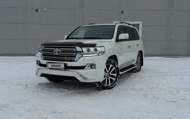 Toyota Land Cruiser 2017 годаfor38 500 000 тг. в Петропавловск