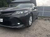 Toyota Camry 2019 годаүшін12 300 000 тг. в Семей – фото 3