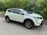 Toyota RAV4 2015 годаүшін11 200 000 тг. в Алматы