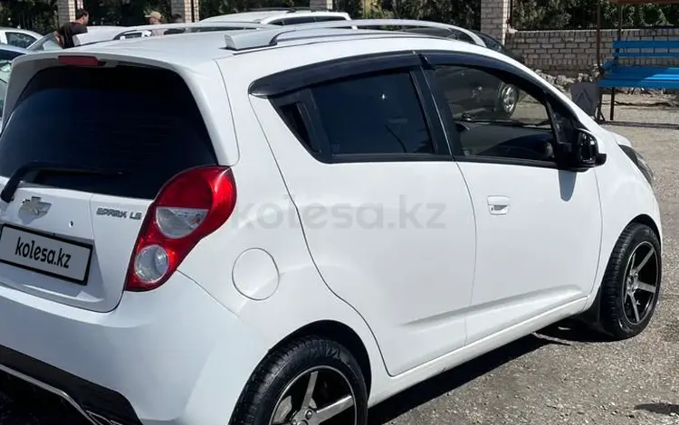 Chevrolet Spark 2012 года за 3 500 000 тг. в Шымкент