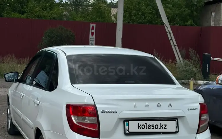 ВАЗ (Lada) Granta 2190 2019 года за 3 200 000 тг. в Семей
