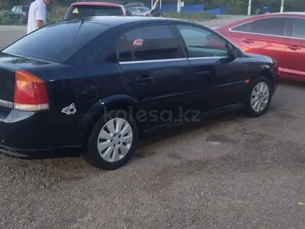 Opel Vectra 2003 года за 2 800 000 тг. в Актобе – фото 4