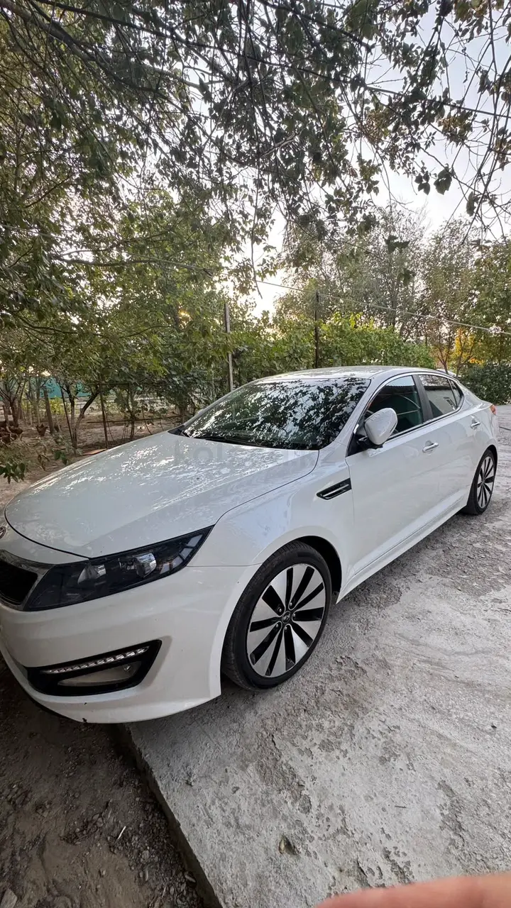 Kia K5, 2011