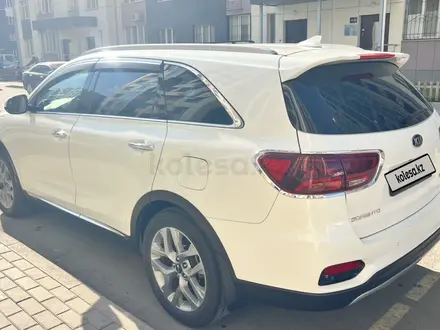 Kia Sorento 2020 года за 12 500 000 тг. в Алматы – фото 3