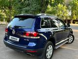 Volkswagen Touareg 2007 года за 6 800 000 тг. в Алматы – фото 5