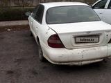 Hyundai Sonata 1998 года за 300 000 тг. в Шымкент – фото 2