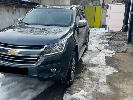 Chevrolet TrailBlazer 2022 года за 14 990 000 тг. в Шымкент