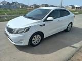 Kia Rio 2013 годаfor4 800 000 тг. в Атырау – фото 2