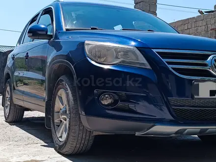 Volkswagen Tiguan 2009 года за 5 800 000 тг. в Шымкент – фото 2