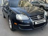 Volkswagen Jetta 2006 годаfor3 000 000 тг. в Алматы – фото 3