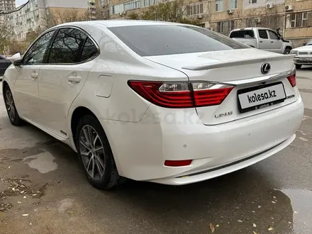 Lexus ES 300h 2013 года за 12 000 000 тг. в Актау – фото 3