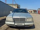 Mercedes-Benz C 200 1995 года за 2 100 000 тг. в Актобе