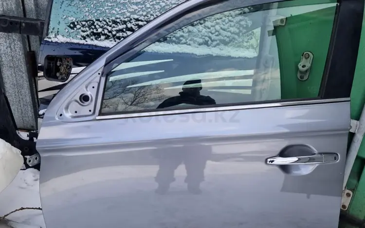 Дверь левая передняя на mitsubishi outlander 2014г за 220 000 тг. в Алматы