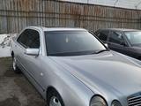 Mercedes-Benz E 230 1997 года за 2 700 000 тг. в Кокшетау