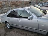 Mercedes-Benz E 230 1997 года за 2 700 000 тг. в Кокшетау – фото 3