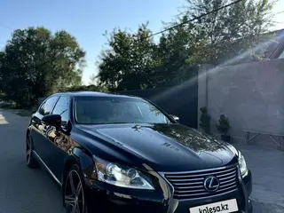 Lexus LS 460