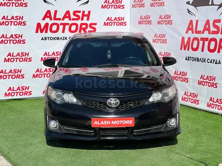 Toyota Camry 2012 года за 9 290 000 тг. в Шымкент – фото 2