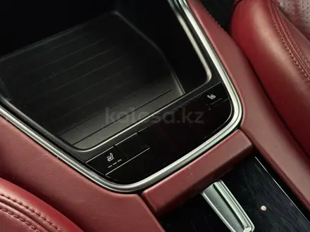 Porsche Panamera 2017 года за 40 000 000 тг. в Алматы – фото 28