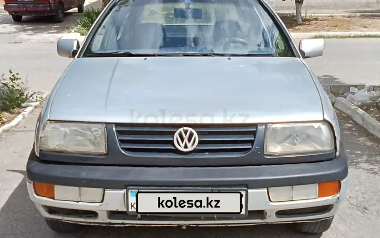 Volkswagen Vento 1993 года за 850 000 тг. в Шымкент