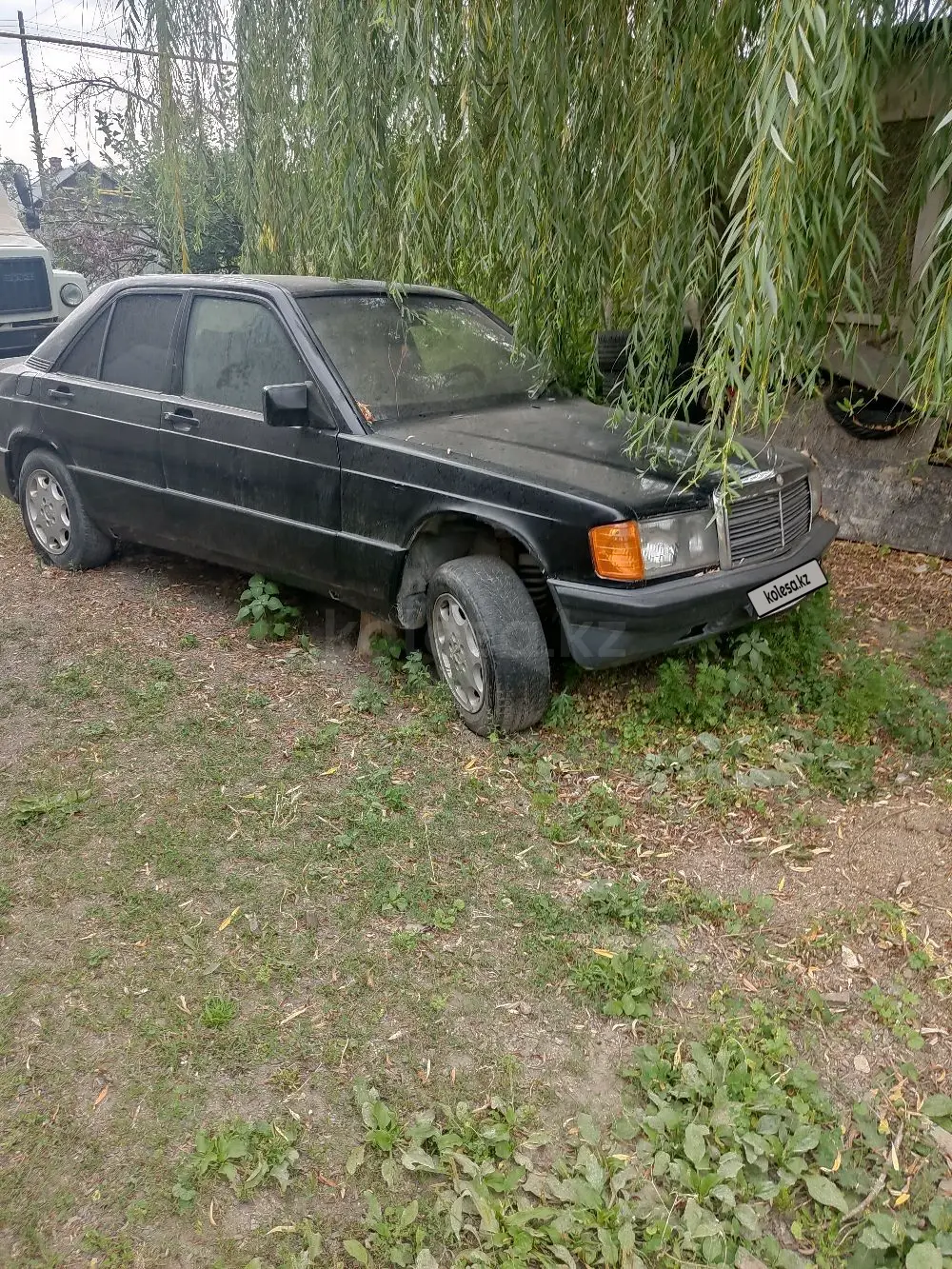 Mercedes-Benz 190, 1988