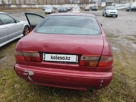 Toyota Carina E 1994 года за 1 200 000 тг. в Усть-Каменогорск – фото 3