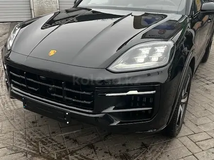 Porsche Cayenne 2023 года за 89 000 000 тг. в Алматы – фото 2