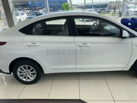 Hyundai Accent 2021 года за 8 500 000 тг. в Тараз – фото 3