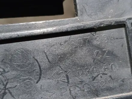Кронштейн крепления заднего бампера левое, правое на Шкода Супер В за 10 000 тг. в Караганда – фото 3