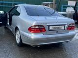 Mercedes-Benz CLK 200 2001 годаfor4 000 000 тг. в Павлодар – фото 5