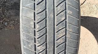 ОДНА шина 285/50 R20 — "Dunlop Grandtrek PT2A" (Япония), летняя за 35 000 тг. в Астана