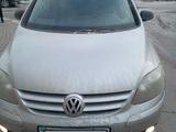 Volkswagen Golf 2008 годаfor3 600 000 тг. в Астана – фото 3