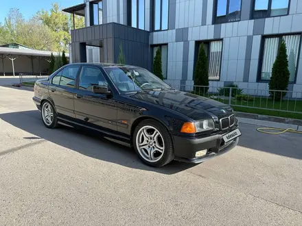BMW 320 1994 года за 2 800 000 тг. в Алматы – фото 9