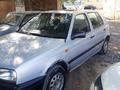 Volkswagen Golf 1994 годаfor650 000 тг. в Актобе – фото 3