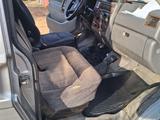 Volkswagen Transporter 2000 года за 3 500 000 тг. в Степногорск – фото 5