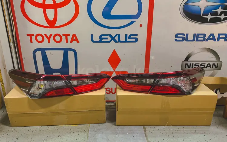 Задний фонарь на TOYOTA CAMRY 75 SE американец за 10 000 тг. в Алматы