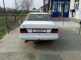 Mercedes-Benz E 260 1988 года за 1 150 000 тг. в Жетысай – фото 3