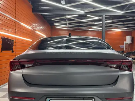 Kia K5 2025 года за 13 800 000 тг. в Павлодар – фото 6