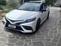 Toyota Camry 2022 годаfor15 500 000 тг. в Алматы – фото 4