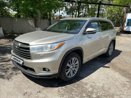 Toyota Highlander 2015 года за 14 000 000 тг. в Семей – фото 7