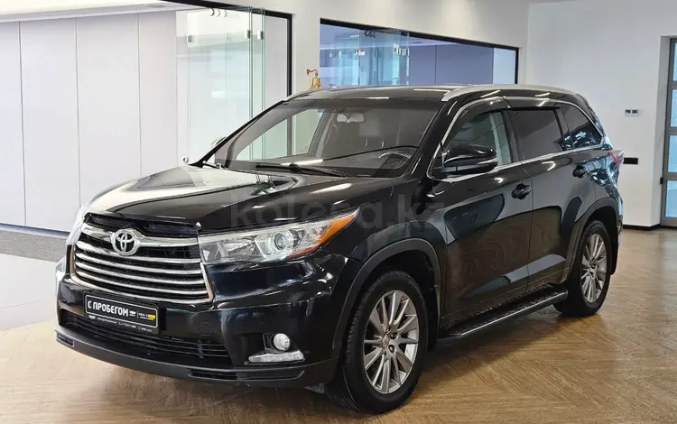 Toyota Highlander 2014 годаүшін13 500 000 тг. в Астана