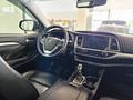 Toyota Highlander 2014 годаүшін13 500 000 тг. в Астана – фото 10