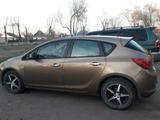 Opel Astra 2013 года за 4 000 000 тг. в Рудный – фото 3