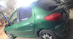 Peugeot 206 2003 годаүшін400 000 тг. в Караганда – фото 2