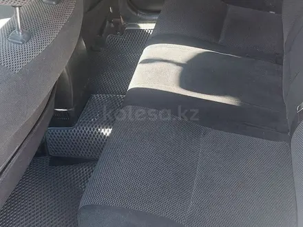 Toyota Camry 2004 года за 4 000 000 тг. в Актау – фото 5