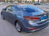 Hyundai Elantra 2018 годаfor8 200 000 тг. в Экибастуз – фото 4